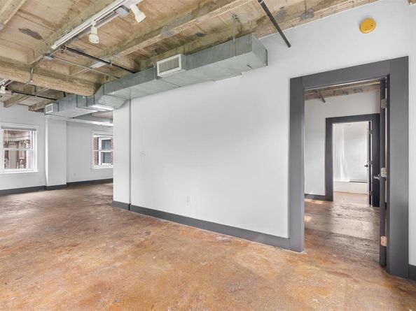 329 E Colorado Boulevard  202, Dallas Texas 75203