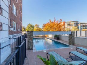 329 E Colorado Boulevard  202, Dallas Texas 75203