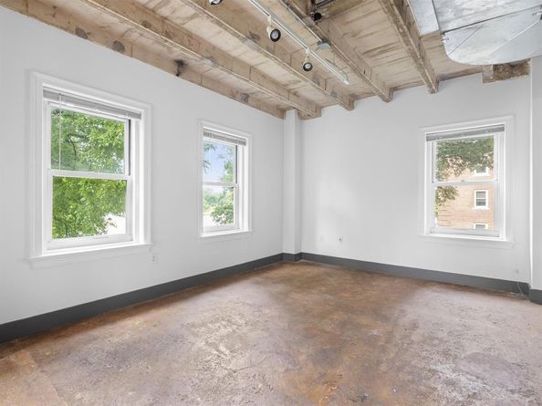 329 E Colorado Boulevard  202, Dallas Texas 75203