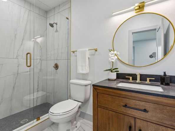 3849  Crown Shore Drive , Dallas Texas 75244