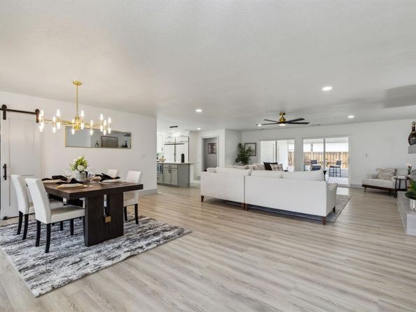 3849  Crown Shore Drive , Dallas Texas 75244