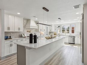 3849  Crown Shore Drive , Dallas Texas 75244