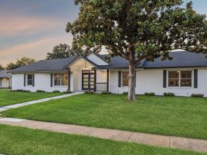 3849  Crown Shore Drive , Dallas Texas 75244