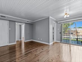 4205  Avondale Avenue  203, Dallas Texas 75219