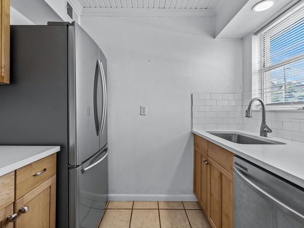 4205  Avondale Avenue  203, Dallas Texas 75219