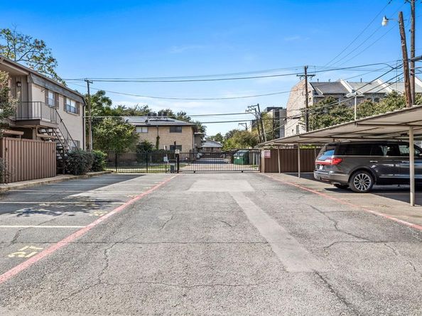 4205  Avondale Avenue  203, Dallas Texas 75219