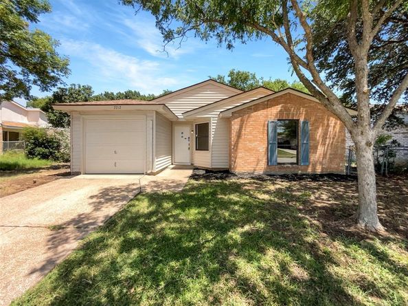 7717  Xavier Drive , Fort Worth Texas 76133
