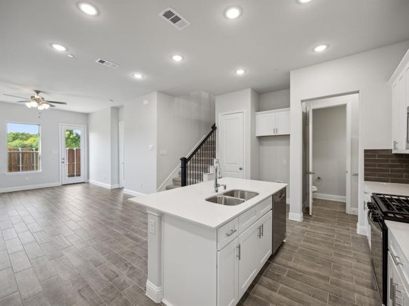817  Heart Reef Road , Plano Texas 75075