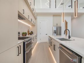 2054  Angelina Drive , Dallas Texas 75212