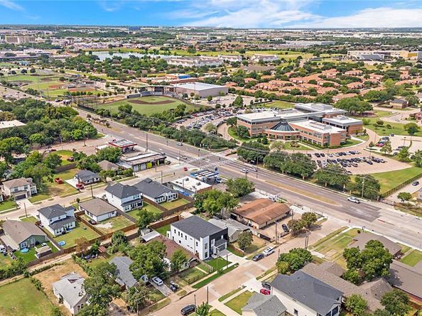 2054  Angelina Drive , Dallas Texas 75212