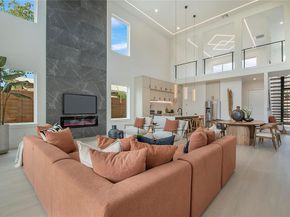 2054  Angelina Drive , Dallas Texas 75212