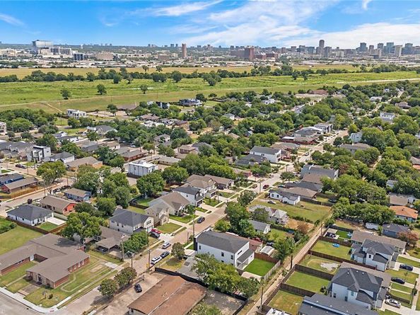 2054  Angelina Drive , Dallas Texas 75212