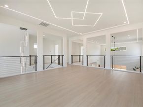 2054  Angelina Drive , Dallas Texas 75212