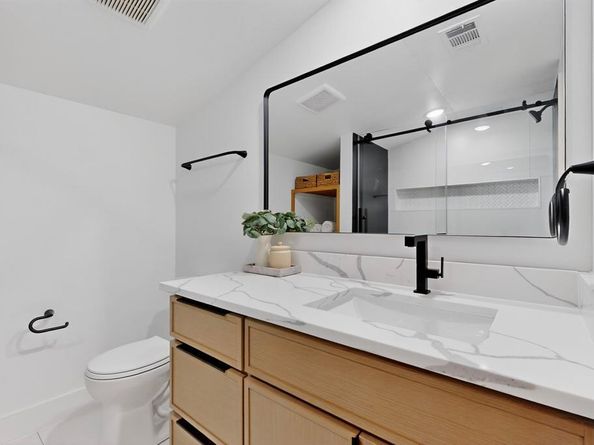 4007  Shelley Boulevard , Dallas Texas 75211