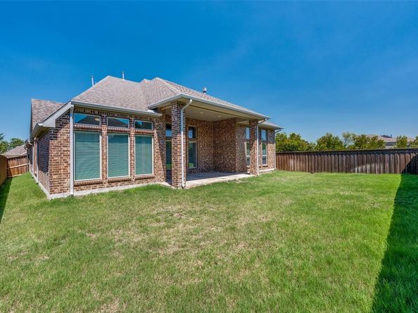1700  Lithgow Road , Celina Texas 75009