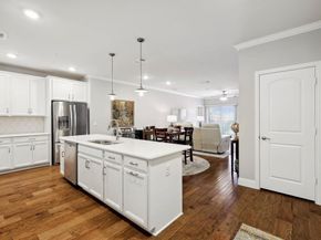 1735  Wittington Place  3308, Farmers Branch Texas 75234