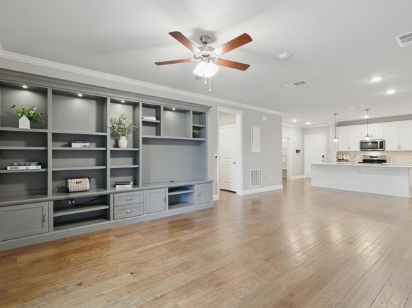 1735  Wittington Place  3308, Farmers Branch Texas 75234
