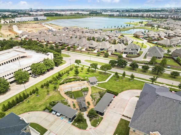 1735  Wittington Place  3308, Farmers Branch Texas 75234
