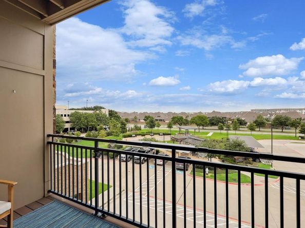 1735  Wittington Place  3308, Farmers Branch Texas 75234