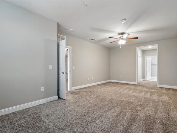 1735  Wittington Place  3308, Farmers Branch Texas 75234