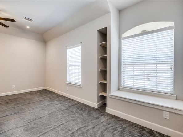 6900  Golf Green Drive , Arlington Texas 76001