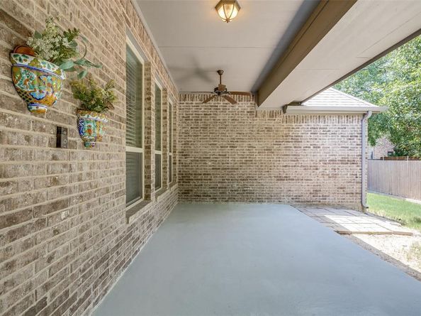 6900  Golf Green Drive , Arlington Texas 76001