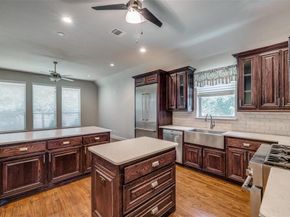 6900  Golf Green Drive , Arlington Texas 76001