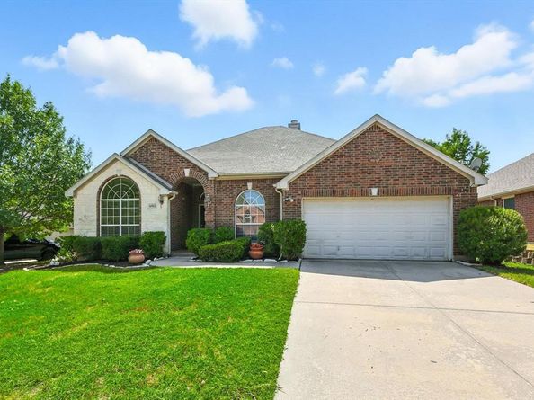 6912  Alderbrook Drive , Denton Texas 76210