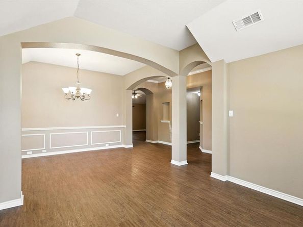 6912  Alderbrook Drive , Denton Texas 76210