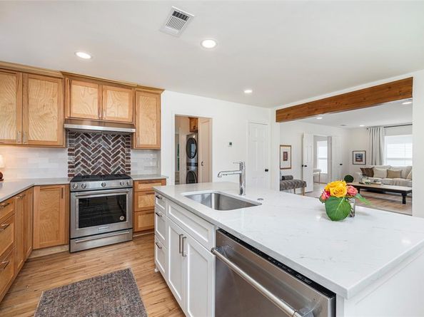 3425  Cloer Drive , Fort Worth Texas 76109