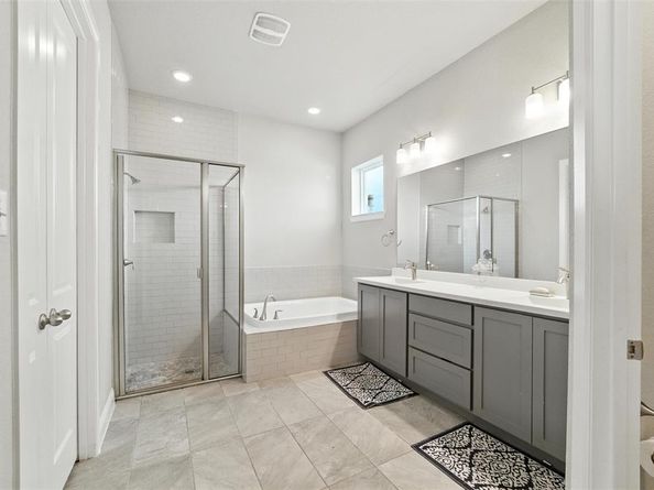 8748  Morris Mews , North Richland Hills Texas 76180
