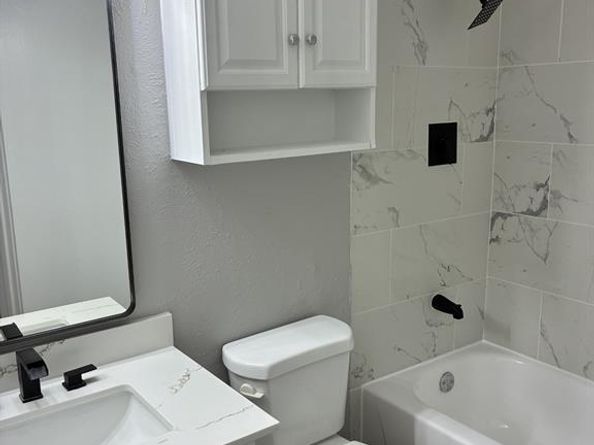 9520  Royal Lane  317, Dallas Texas 75243