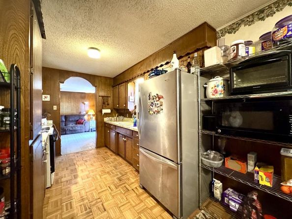 317 N Trail Street , Crowley Texas 76036