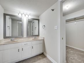 1001  Liberty Street  123, Dallas Texas 75204