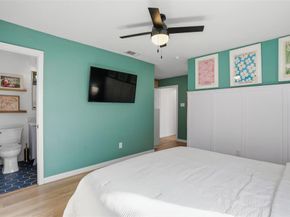 1008  Ridgewood Terrace , Arlington Texas 76012