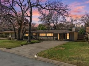 1008  Ridgewood Terrace , Arlington Texas 76012