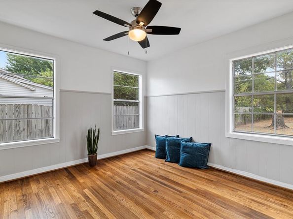 2411  Denison Street , Denton Texas 76201