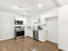 1231 S Edgefield Avenue , Dallas Texas 75208