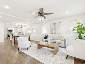 1231 S Edgefield Avenue , Dallas Texas 75208