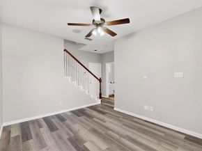 1527  Biltmore Lane , Irving Texas 75063