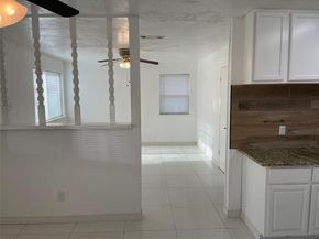 2212  Roberts Cut Off Road , Fort Worth Texas 76114