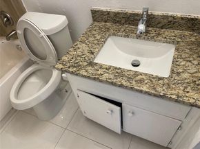 2212  Roberts Cut Off Road , Fort Worth Texas 76114