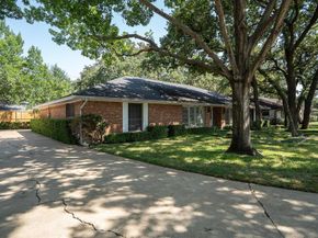 1604  Oak Meadow Drive , Irving Texas 75061
