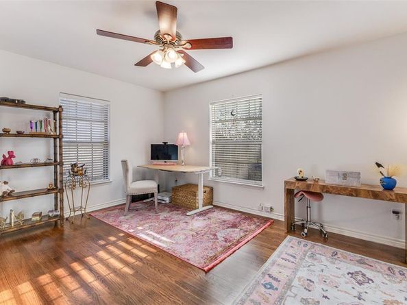 6911 E Grand Avenue , Dallas Texas 75223