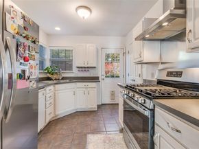 6911 E Grand Avenue , Dallas Texas 75223