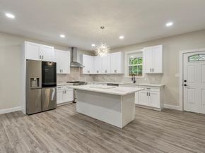 518 S Cockrell Hill Road , Cockrell Hill Texas 75211