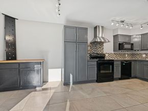 2009  Via Bravo  , Carrollton Texas 75006