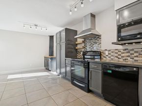 2009  Via Bravo  , Carrollton Texas 75006