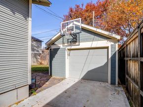 2222 W Magnolia Avenue , Fort Worth Texas 76110