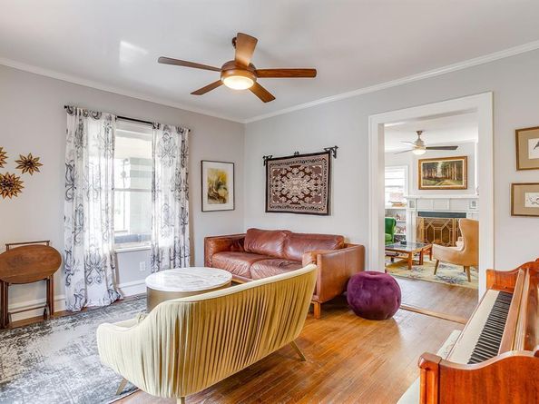 2222 W Magnolia Avenue , Fort Worth Texas 76110